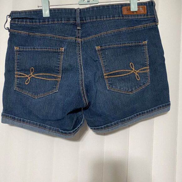 Denizen Levi’s denim blue shorts - Picture 5 of 5